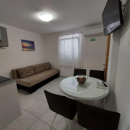 Sea Star Apartment Gradac (Split-Dalmatia)