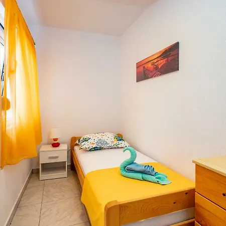 Sea Star Apartment *